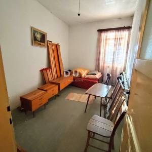 DALMACIJA, ZATON - Prostrana kuća 240 m² u centru, blizu mora