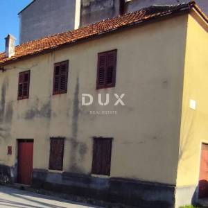 DALMACIJA, ZATON - Prostrana kuća 240 m² u centru, blizu mora