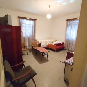 DALMACIJA, ZATON - Prostrana kuća 240 m² u centru, blizu mora
