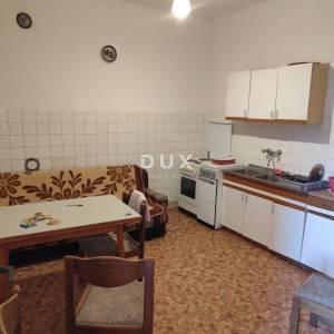 DALMACIJA, ZATON - Prostrana kuća 240 m² u centru, blizu mora