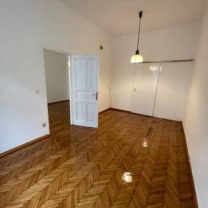 Donji grad-Petrinjska ulica, 2-sobni stan 54m2, odlična lokacija 
