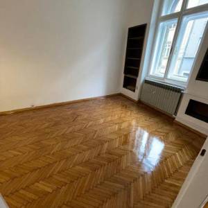 Donji grad-Petrinjska ulica, 2-sobni stan 54m2, odlična lokacija 