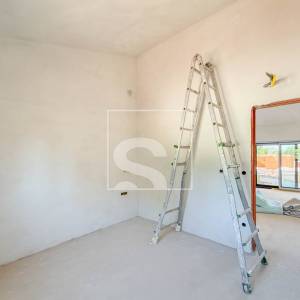 Duplex prizemnica s 3 spavaće sobe 10 kilometara do mora
