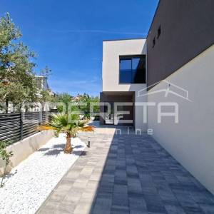 Dvojna kuća, S2, 148,80m2- novogradnja Srima