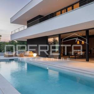 Ekskluzivna dizajnerska vila u srcu Istre – potpuna privatnost, infinity bazen i