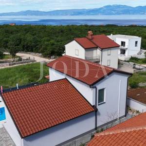 Ekskluzivna vila vrhunskog dizajna s privatnim bazenom i mediteranskim ugođajem – Kraljevica
