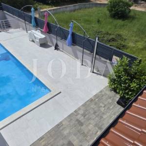 Ekskluzivna vila vrhunskog dizajna s privatnim bazenom i mediteranskim ugođajem – Kraljevica
