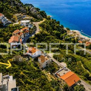 Ekskluzivno zemljište s građevinskom dozvolom za vilu s bazenom i panoramskim po
