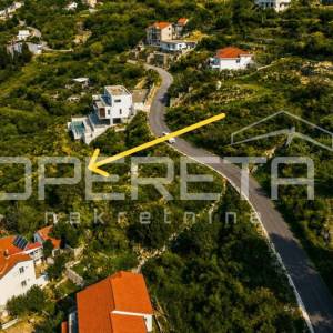 Ekskluzivno zemljište s građevinskom dozvolom za vilu s bazenom i panoramskim po