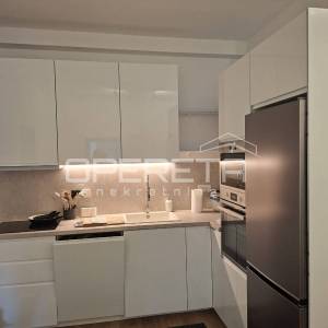 Elegantan 3-soban stan u centru Varaždina