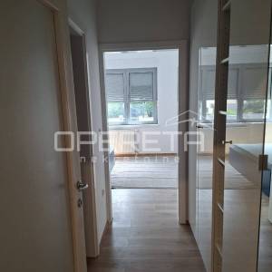 Elegantan 3-soban stan u centru Varaždina