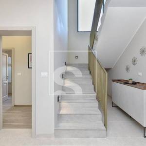 Fažana okolica, vila 450 metara od mora i 4 spavaće sobe