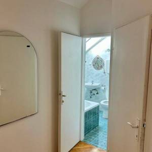 Gajnice, 2-sobni stan s balkonom, 50m2, blizina svih sadržaja