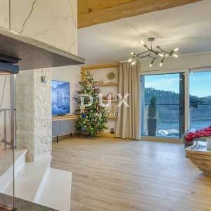 GORSKI KOTAR, FUŽINE - Planinski dom s wellnessom i pogledom na jezero, 180m2