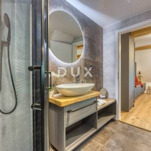 GORSKI KOTAR, FUŽINE - Planinski dom s wellnessom i pogledom na jezero, 180m2