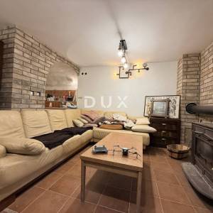 GORSKI KOTAR, MRKOPALJ - Kuća s četiri apartmana