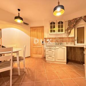 GORSKI KOTAR, MRKOPALJ - Kuća s četiri apartmana