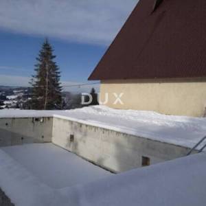 GORSKI KOTAR, RAVNA GORA - Gorska kuća za uživanje ili turistički najam, 6SDB, 380m2