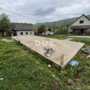 GORSKI KOTAR, SEVERIN NA KUPI - građevinsko zemljište 464 m2, započeta gradnja
