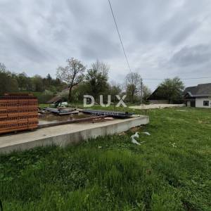 GORSKI KOTAR, VRBOVSKO, SEVERIN NA KUPI - Započeta gradnja kuće 102m2, prilika za investiciju