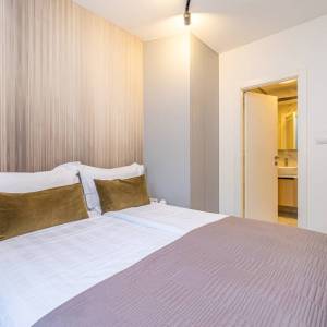 Grad Krk - moderan apartman s pogledom na more, 700 m od mora i centra