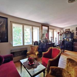 Gundulićeva, 2.kat, parking, 70m2, top lokacija