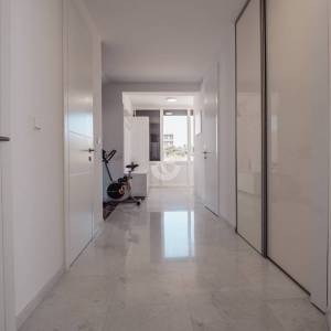 Hrvatska, Pag, Mandre – Ekskluzivna dizajnerska kuća s bazenom, podrumom i vrtom, 122 m²
