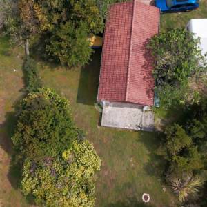Hrvatska, Zadar, Ugljan - Građevinsko zemljište 1.004 m² u Sušici, 85 m od plaže, s garažom i inventarom