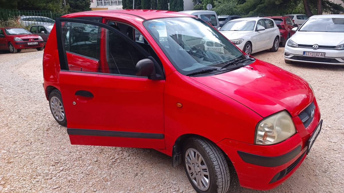 Hyundai Atos Prima 2006 god 1.1 i 46 kW bez hrđe niska potrošnja