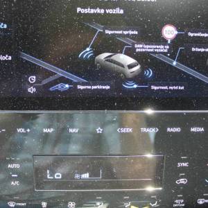 Hyundai Tucson 1.6 Hybrid AUTOMATIK *LED, NAVIGACIJA, KAMERA*
