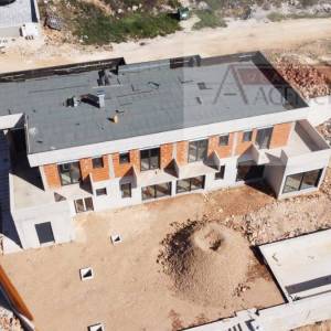 Imotski vila (roh-bau) 390 m2 top lokacija - ekskluziva