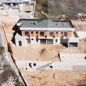 Imotski vila (roh-bau) 390 m2 top lokacija - ekskluziva