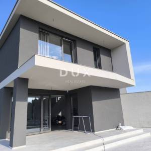 ISTRA, BANJOLE - Nova vila u prirodi uz plažu - DUGOGODIŠNJI NAJAM!!