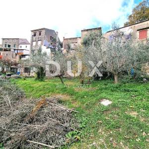 ISTRA, BUJE - Kuća na jedinstvenoj lokaciji s panoramskim pogledima
