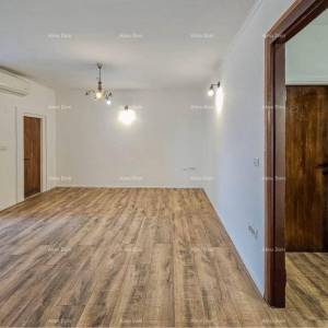 Istra, Buje, stan od 56 m2 u centru, 2 spavaće sobe, renoviran.