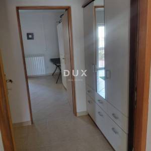 ISTRA, DUGA UVALA - Prilika: stan 75m2 u prizemlju s terasom udaljen samo 520m od mora