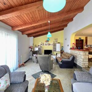 ISTRA, GALIŽANA – Apartmanska vila s maslinikom, krovnom terasom i panoramskim pogledom na more i Brijune