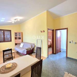 ISTRA, GALIŽANA – Apartmanska vila s maslinikom, krovnom terasom i panoramskim pogledom na more i Brijune