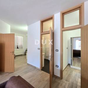 ISTRA, GALIŽANA – Apartmanska vila s maslinikom, krovnom terasom i panoramskim pogledom na more i Brijune