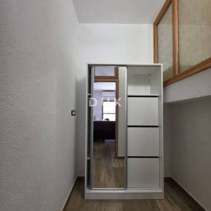 ISTRA, GALIŽANA – Apartmanska vila s maslinikom, krovnom terasom i panoramskim pogledom na more i Brijune