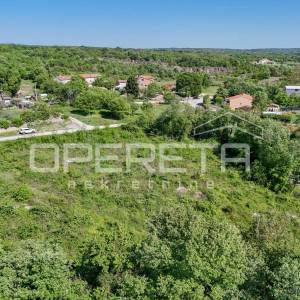 Istra, – Građevinsko zemljište Lovreč te 832 m² s pogledom na more