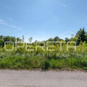 Istra, – Građevinsko zemljište Lovreč te 832 m² s pogledom na more