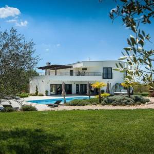 ISTRA, JURŠIĆI- Ekskluzivna bezvremenska vila u srcu Istre