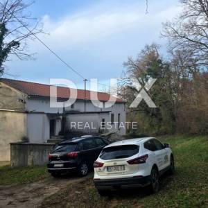 ISTRA, LABIN - Imanje s dvije samostojeće kamene kuće
