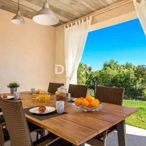 ISTRA, LABIN - Kuća s bazenom i wellnessom