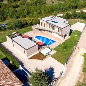 ISTRA, LABIN - Kuća s bazenom i wellnessom