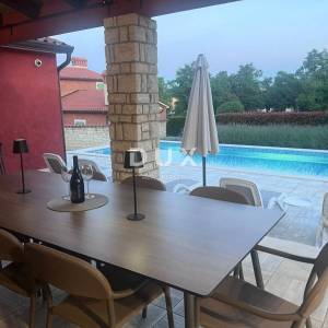 ISTRA, LABIN - Kuća s bazenom na mirnoj lokaciji 