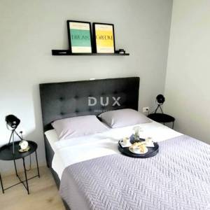 ISTRA, LABIN- Niskoenergetska vila s bazenom i ograđenom okućnicom od 900m2