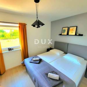 ISTRA, LABIN- Niskoenergetska vila s bazenom i ograđenom okućnicom od 900m2