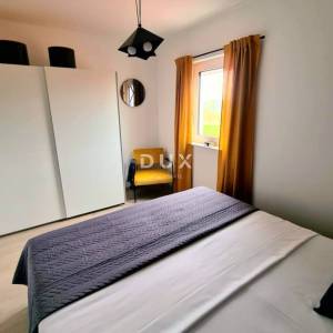 ISTRA, LABIN- Niskoenergetska vila s bazenom i ograđenom okućnicom od 900m2